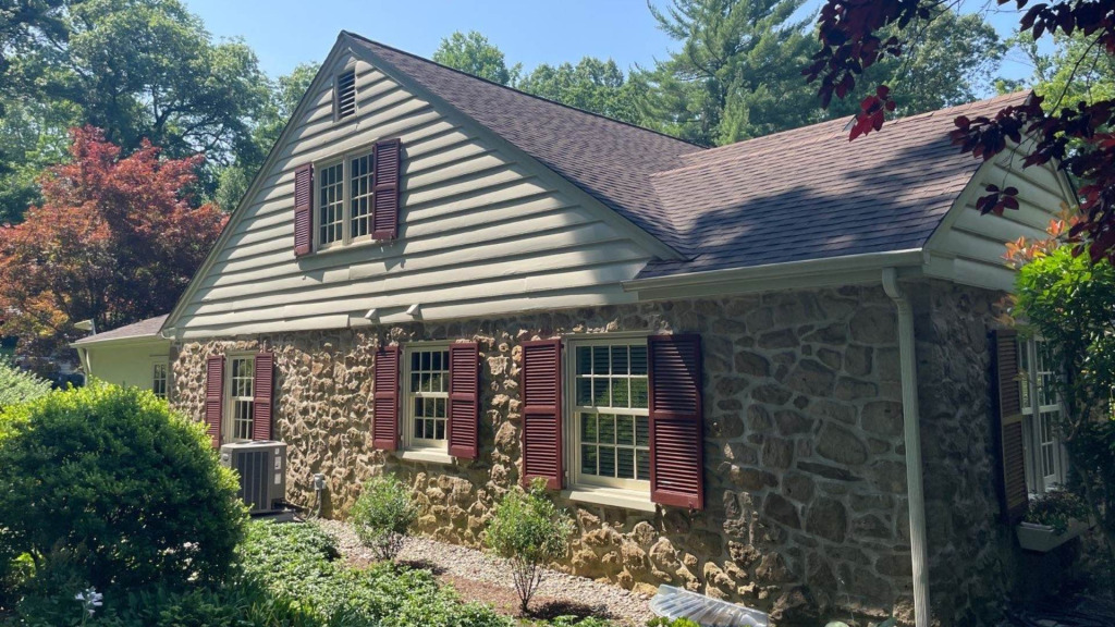 Before Porter Family Exteriors installed James Hardie Siding on Jenkintown Home