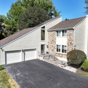 siding and roof replacement on bryn mawr home