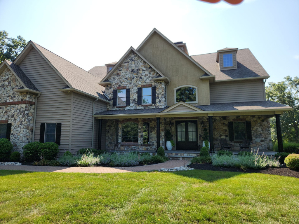 before harleysville home hardie siding replacement