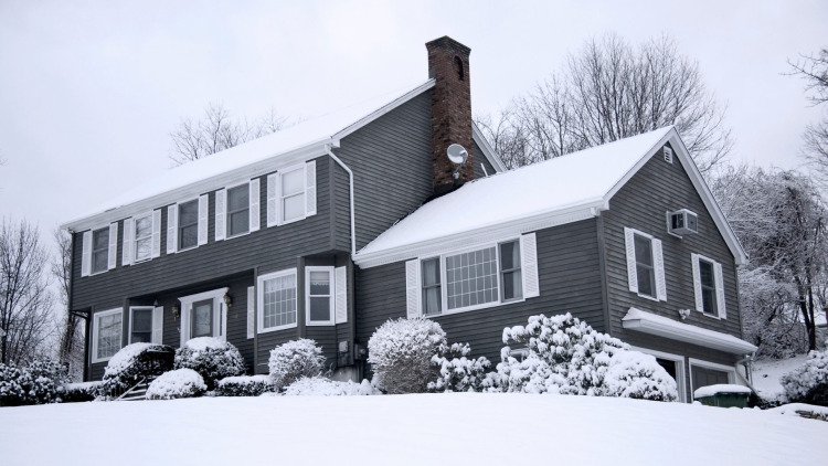Winterized roof on a home